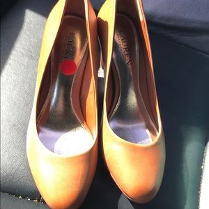 Block heels shoes